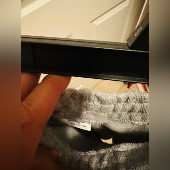 Cool boys/man short ! It is in great condition.size L. - Picture 5 of 6